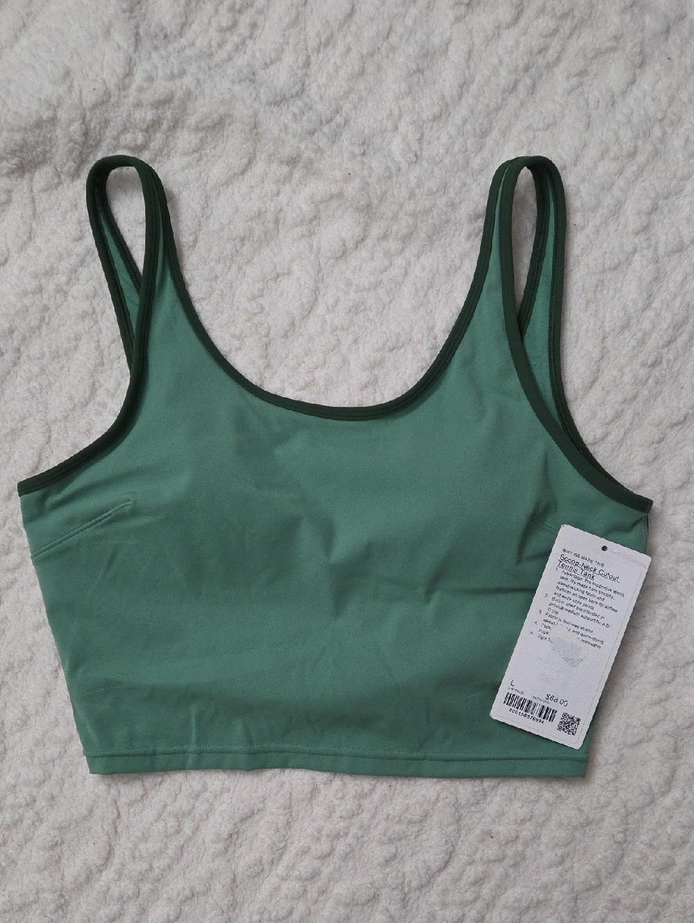 lululemon green scoop sports bra with dark trim